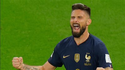 جيرو يعتزل اللعب الدولي