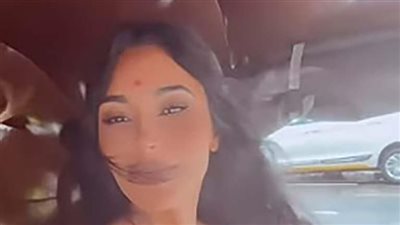 كيم كاردشيان تستقل التوك التوك لأول مرة.. لهذا السبب 