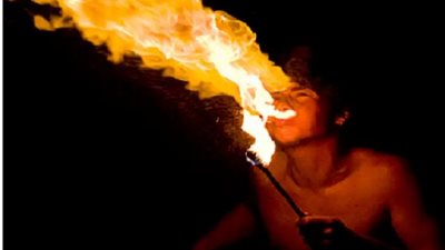 بحركات استعراضية..  زوج يتسبب في حرق زوجته ببدر “تفاصيل ”