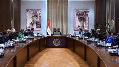 اللجنة الخاصة لدراسة برنامج الحكومة الجديدة توصي بمنحها الثقة