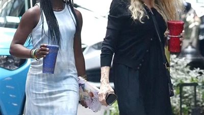  مادونا تحتفل مع ابنتها بذكرى نجاتها من الموت بأعجوبة