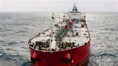  عاجل.. انقلاب ناقلة نفط ترفع علم جمهورية القمر جنوب شرق رأس مدركة بولاية الدقم