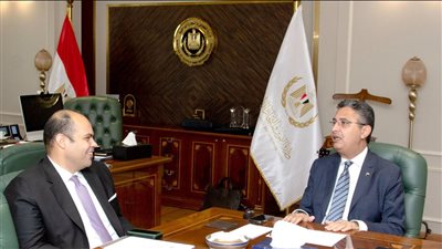 وزير التموين يلتقي رئيس جهاز المنافسة لتعزيز التعاون بينهما