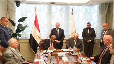 توقيع بروتوكول بين جامعة العلمين الدولية ولويفيل الأمريكية