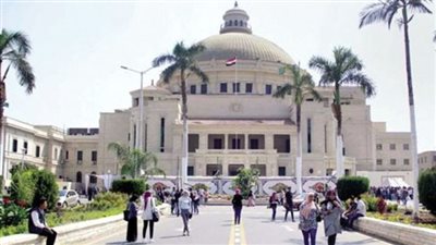 أستاذ تربوي: مفهوم كليات القمة خاطئ.. ولا بد من التفوق بالجامعة