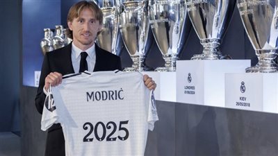 ماذا قال نجوم ريال مدريد السابقين والحاليين بعد اعلان مغادرة مودريتش 