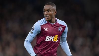 استون فيلا يسحق يانج بويز بثلاثية نظيفة في دوري أبطال أوربا