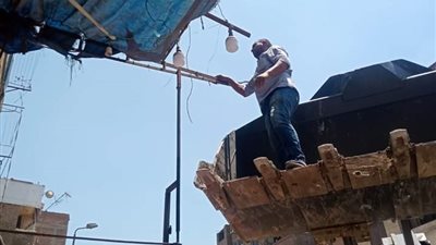 حملة مكبرة بميدان بهتيم لإزالة التعديات والاشغالات المخالفة