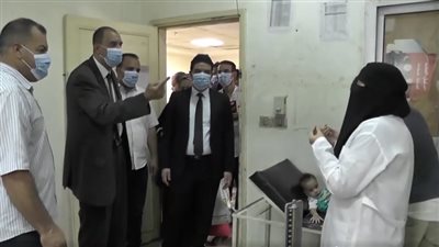 أنباء عن إقالة محافظ سوهاج 