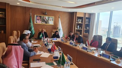 خطابي يؤكد أهمية حماية المصالح الرقمية العربية ومناهضة خطاب الإرهاب والكراهية 