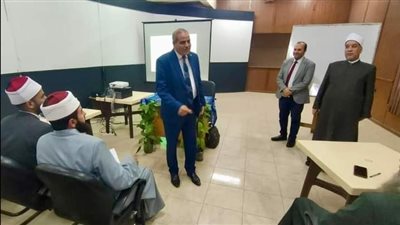 رئيس أكاديمية الأزهر العالمية يتفقد سير فعاليات الدورات التدريبية بمدينة البعوث.. صور