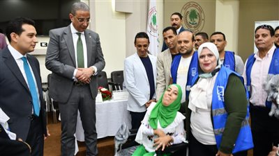 محافظ الفيوم يسلم 8 أجهزة عرائس لغير القادرات المقبلات على الزواج