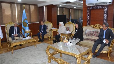 محافظ الغربية يستقبل وفد اللجنة التنفيذية للمشروعات الذكية