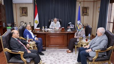 محافظ دمياط يتابع الموقف التنفيذى لمشروع إنشاء مبنى ديوان عام وتطوير المنطقة المحيطة