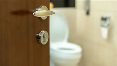 لماذا نستيقظ في الليل للذهاب إلى المرحاض.. أسباب مرضية