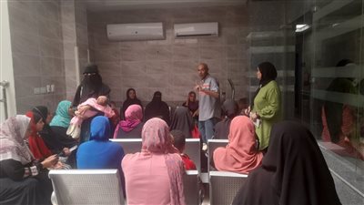 1043 مستفيدة من قافلة تنظيم الأسرة بأبوتشت بقنا 