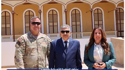 رئيس هيئة قناة السويس يستقبل مايكل كوريلا قائد القيادة المركزية الأمريكية