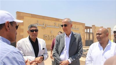 محافظ الجيزة يتفقد تطوير منطقة الأهرامات ويؤكد حرص الدولة على تطوير المنطقة الأثرية 