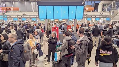 وباء «الشاشات الزرقاء» يضرب العالم