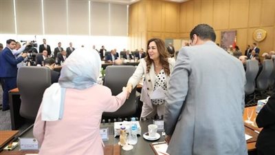 وزيرة التنمية المحلية تفتتح ورشة عمل تعريفية للمحافظين و نوابهم بمقر الوزارة بالعاصمة الإدارية الجديدة