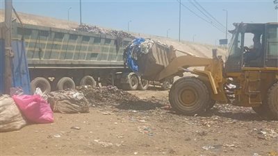 إزالة 500 طن مخلفات بمقلب قمامة كفر سعد ببنها 