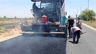محافظ أسوان: استكمال أعمال رصف طريق بلانة / كلابشة
