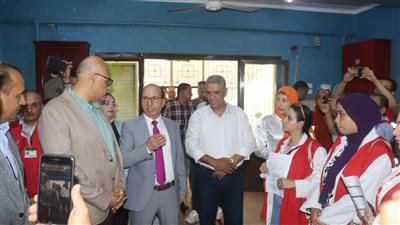 محافظ القليوبية يتفقد مبادرة 