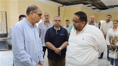 محافظ المنيا: الإنجاز يأتي بالجهد والعرق 