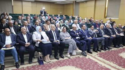 وزير التعليم يناقش المشكلات والخطط المستقبلية لتطوير المنظومة التعليمية بـ3 محافظات 