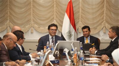 العمل تكاملى .. وزير الثقافة يجتمع ووزير الشباب والرياضة لبحث أطر التعاون 