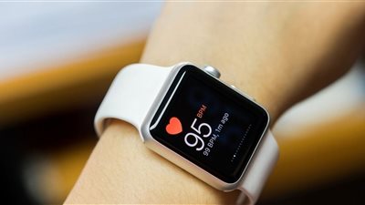 لا أسمع الأذان واعتمد على الساعات الذكية في الصوم والصلاة.. الإفتاء تُوضح 