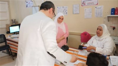 مديرالطب العلاجى بالدقهلية يتفقد مستشفى بلقاس العام 
