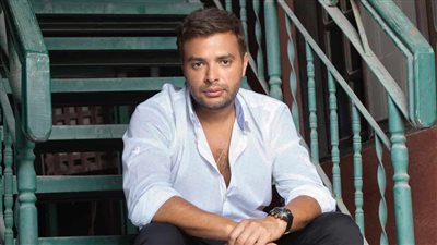 «أنا جامد كده كده» .. مشاهدات أجدد أغنيات رامي صبري