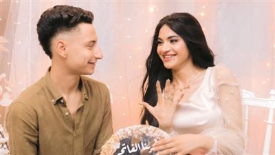 حب لا يعرف المستحيل.. خطوبة سوزي الأردنية وطارق حديث السوشيال ميديا 