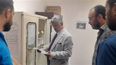 وكيل صحة سيناء يتفقد عدداً من المنشآت الصحية ويحيل المقصرين للتحقيق