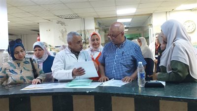 مكافأت وجزاءات فى جولة وكيل وزارة الصحة بالفيوم 