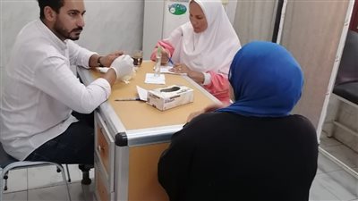 الكشف على 1435 مواطنًا في قافلة طبية بدمياط 