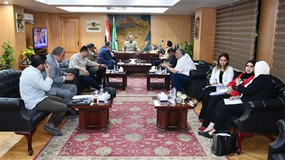 محافظ الفيوم يستقبل أعضاء مجلسي النواب والشيوخ لبحث تحسين الخدمات المقدمة للمواطنين