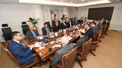 كواليس اجتماع وزير الإسكان مع أعضاء جمعية مطوري القاهرة الجديدة والعاصمة الإدارية