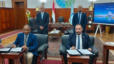 توقيع بروتوكول تعاون بين المركز القومي للبحوث ومصنع 