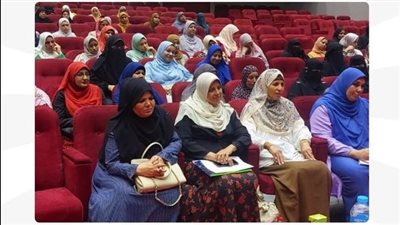 وزارة العمل توعي حول مكافحة أسوأ أشكال عمل الأطفال بمنشآت الوادي الجديد