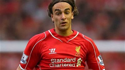 بني ياس الأماراتي يتعاقد مع نجم ليفربول الاسبق