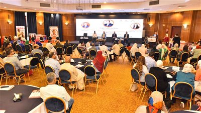 محافظ أسيوط يشهد حفل مشروع 