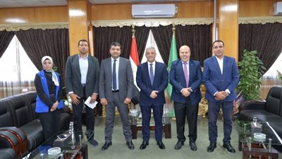 محافظ الإسماعيلية يستقبل وفد المجلس القومي لحقوق الإنسان