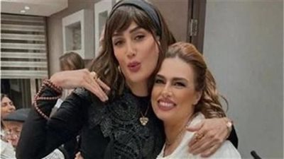 سيمون وغادة عبد الرازق تجتمعان في عمل جديد