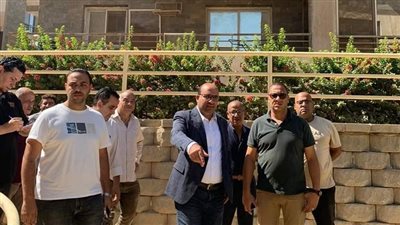 سحب الأعمال من المتقاعسين عن رفع خدمات حدائق أكتوبر .. صور 