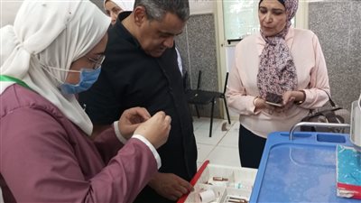 وكيل صحة بني سويف تتابع تجهيزات عناية الأطفال بمستشفى الصدر 