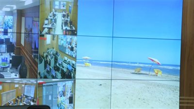  محافظ كفر الشيخ يتابع حالة الشواطئ بمصيف بلطيم 