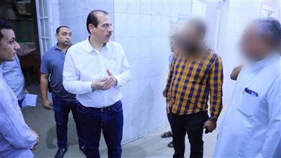 نائب الوزير يتفقد مستشفى أخميم ويوصي باتخاذ الإجراءات القانونية مع فني الأشعة 
