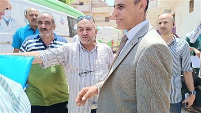 وكيل صحة الشرقية يتفقد القافلة الطبية بقرية الحرية بأبوحماد